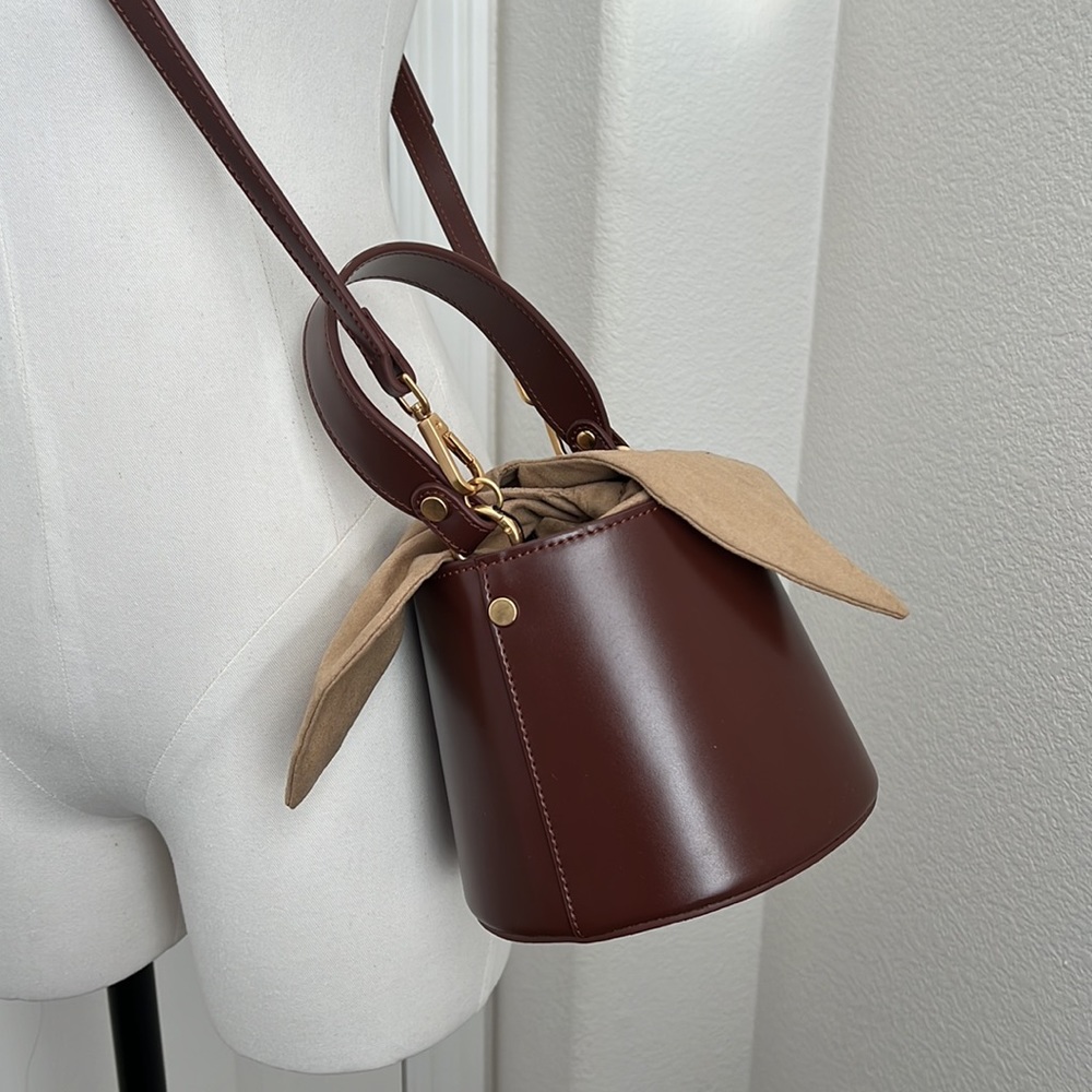 everything must go!! Brown Bucket Bag with tan lining